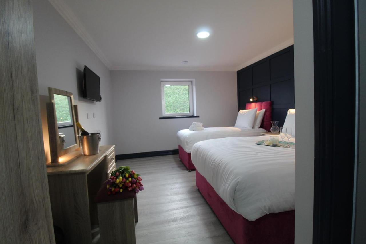 The Dutch Tulip Hostel Малоу Екстериор снимка