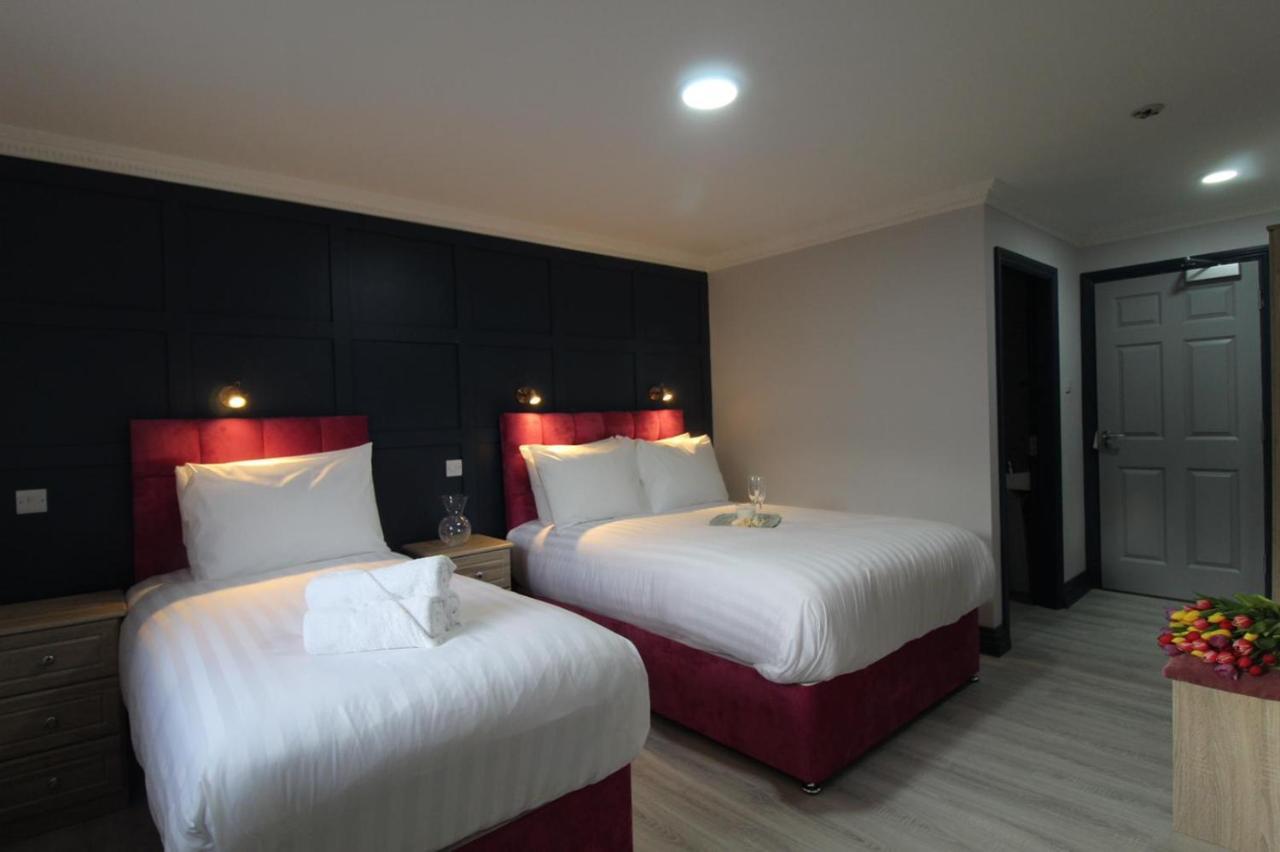 The Dutch Tulip Hostel Малоу Екстериор снимка